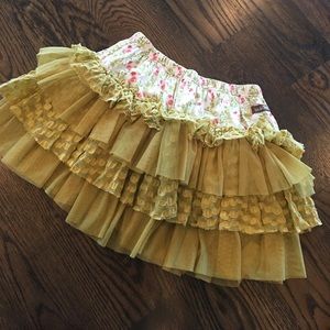 Matilda Jane clothing skirt size 8, EUC